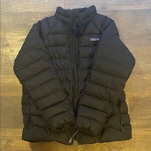 Patagonia Black puffer Jacket size 10